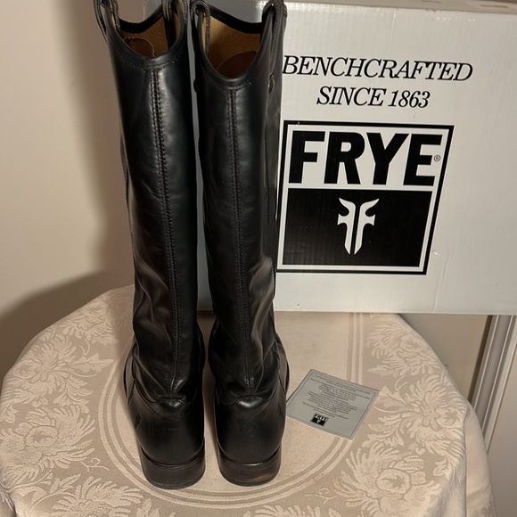 FRYE MELISSA BUTTON RIDER SIZE 8 - Picture 2 of 5